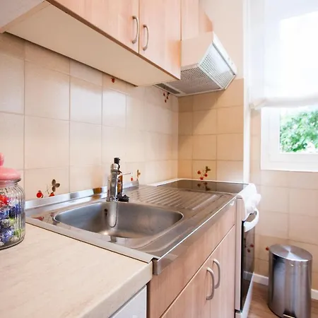 Apartment Vlada Beach Area