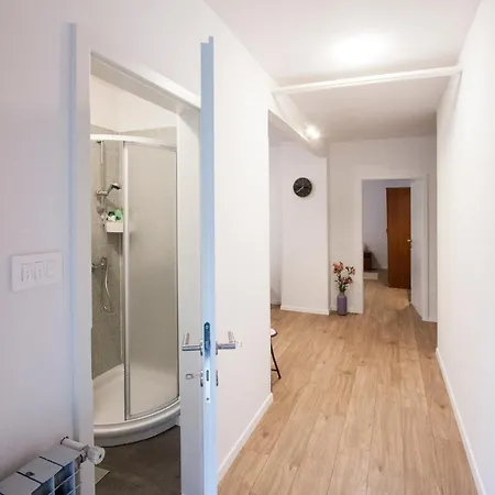 Vlada Beach Area Apartment *